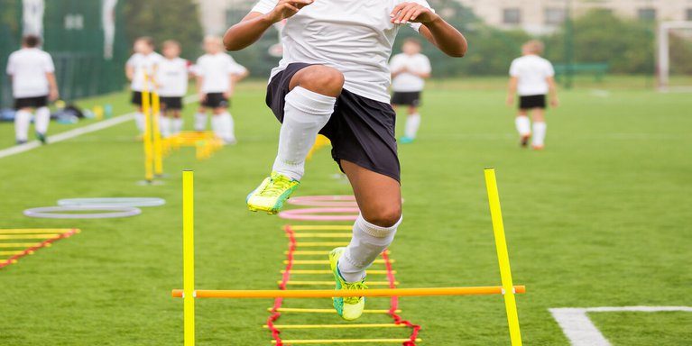 Cantera FIT Club — entrenamiento de fútbol